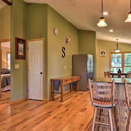 Charming Galax Retreat With Wraparound Deck! Villa Bagian luar foto